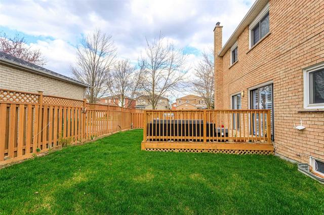 upper - 68 Horsham St, House detached with 4 bedrooms, 3 bathrooms and 5 parking in Brampton ON | Image 30