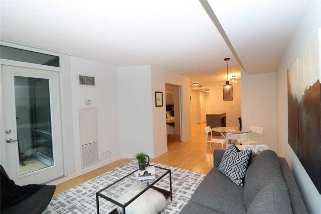 604 - 600 Fleet St, Condo with 1 bedrooms, 1 bathrooms and 1 parking in Toronto ON | Image 10