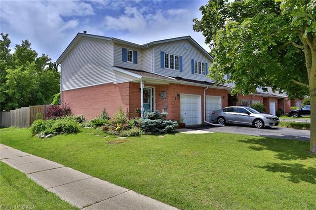 2 Graystone Crt, House attached with 3 bedrooms, 1 bathrooms and 2 parking in Brant ON | Image 12