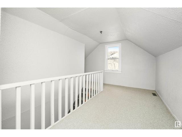 10967 72 Ave Nw, House detached with 4 bedrooms, 1 bathrooms and null parking in Edmonton AB | Image 12