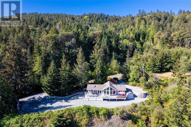 8475 Lisa Lane, House detached with 4 bedrooms, 3 bathrooms and 8 parking in Lantzville BC | Image 62