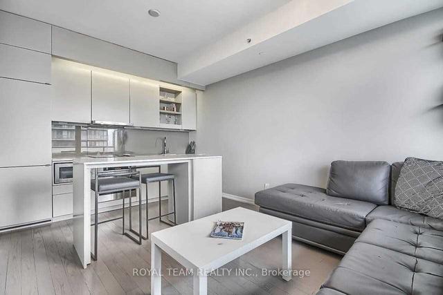 3608 - 101 Peter St, Condo with 1 bedrooms, 1 bathrooms and 0 parking in Toronto ON | Image 9