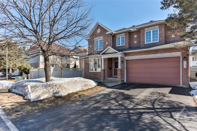 2137 Valenceville Crescent, House detached with 4 bedrooms, 4 bathrooms and 4 parking in Ottawa ON | Image 1