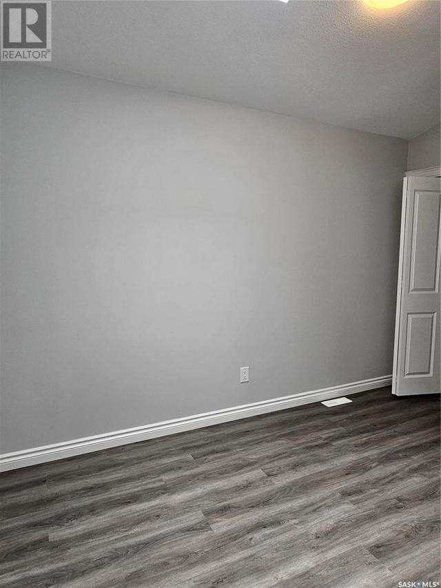 330 I Ave N, House detached with 3 bedrooms, 2 bathrooms and null parking in Saskatoon SK | Image 10