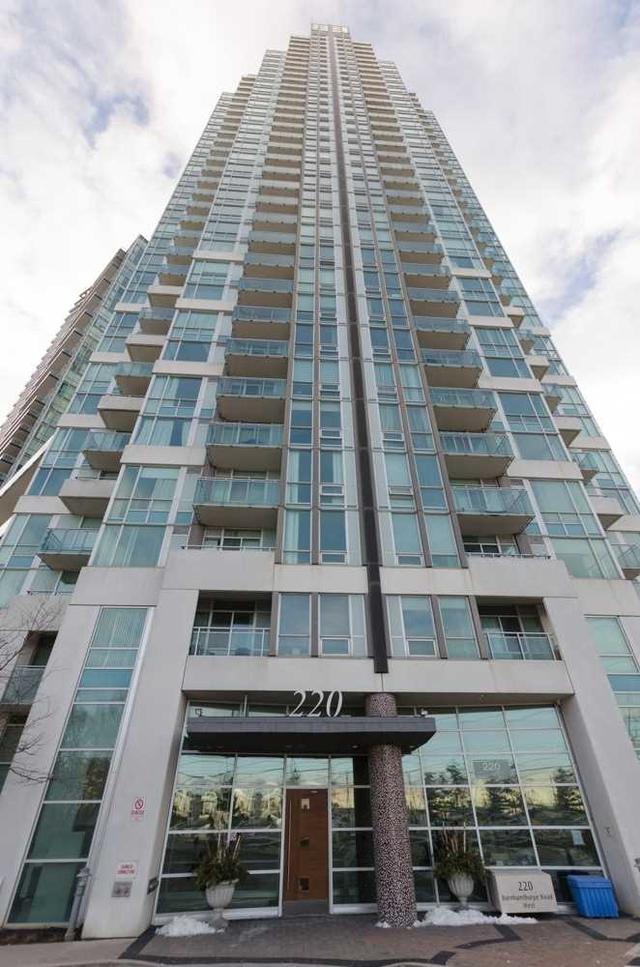 3205 - 220 Burnhamthorpe Rd W, Condo with 1 bedrooms, 2 bathrooms and 1 parking in Mississauga ON | Image 6