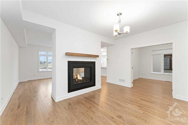 525 Tahoe Hts, House detached with 5 bedrooms, 5 bathrooms and 4 parking in Ottawa ON | Image 4