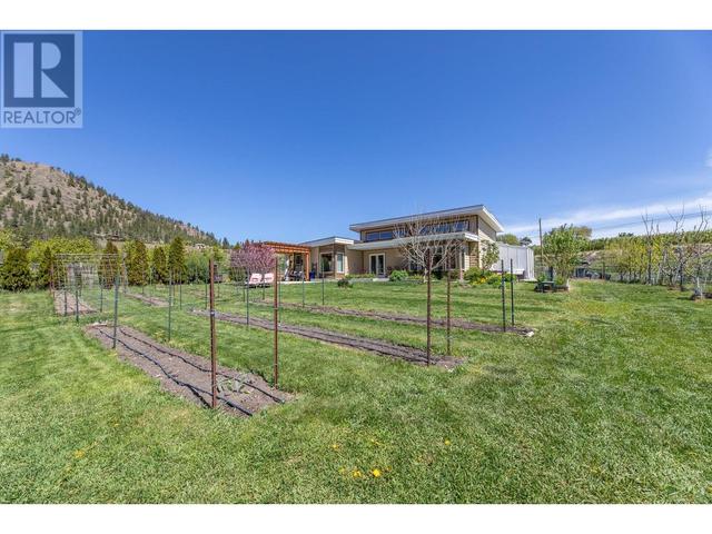 5824 Lewes Ave, House detached with 3 bedrooms, 2 bathrooms and 2 parking in Summerland BC | Image 61