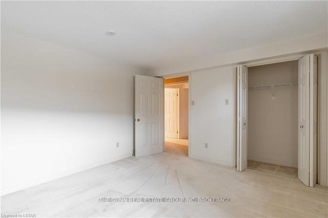 33 - 2 Cadeau Terr, Townhouse with 2 bedrooms, 3 bathrooms and 4 parking in London ON | Image 24