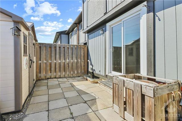 b - 426 Moodie Drive, Townhouse with 3 bedrooms, 2 bathrooms and 1 parking in Ottawa ON | Image 28