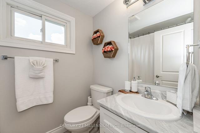 118 Sanderson Dr, House semidetached with 3 bedrooms, 2 bathrooms and 3 parking in Guelph ON | Image 27