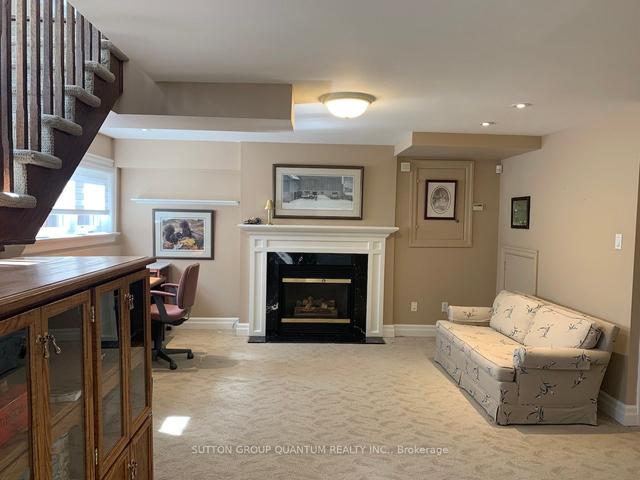 4c - 928 Queen St W, Townhouse with 2 bedrooms, 4 bathrooms and 4 parking in Mississauga ON | Image 18