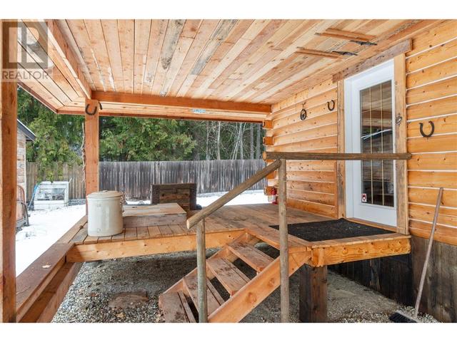 3711 Lefreniere Road, House detached with 1 bedrooms, 1 bathrooms and null parking in Columbia Shuswap E BC | Image 2