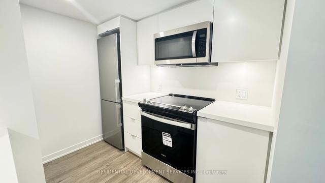 422 - 500 Wilson Ave, Condo with 2 bedrooms, 2 bathrooms and 0 parking in Toronto ON | Image 16