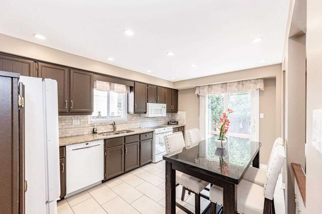 265 Crerar Dr, House detached with 3 bedrooms, 2 bathrooms and 6 parking in Hamilton ON | Image 4
