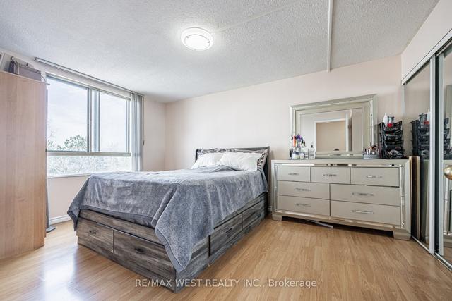 301 - 41 Markbrook Lane, Condo with 2 bedrooms, 2 bathrooms and 2 parking in Toronto ON | Image 7