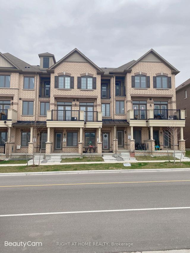 470 Arthur Bonner Ave, Townhouse with 3 bedrooms, 3 bathrooms and 2 parking in Markham ON | Image 1
