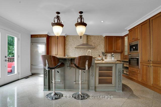 122 Hammerstone Cres, House detached with 4 bedrooms, 4 bathrooms and 6 parking in Vaughan ON | Image 19
