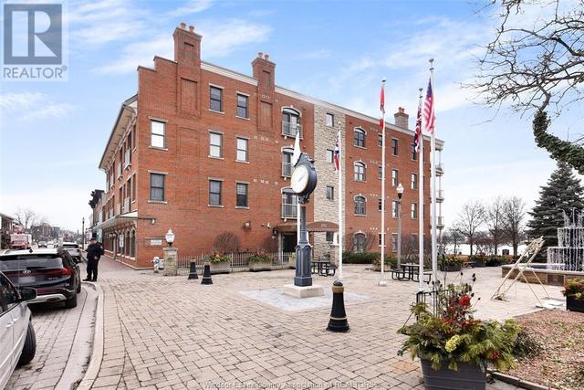 203 - 252 Dalhousie St, Condo with 2 bedrooms, 2 bathrooms and null parking in Amherstburg ON | Image 3