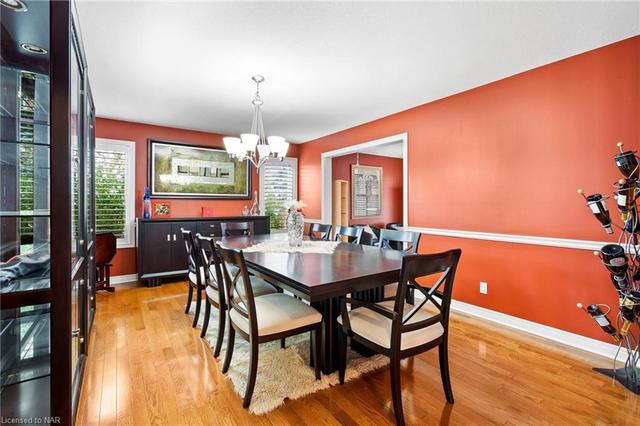 4 Valvano Court, House detached with 4 bedrooms, 2 bathrooms and 6 parking in St. Catharines ON | Image 3