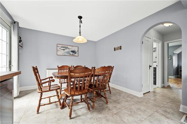 133 Arnold St, House detached with 3 bedrooms, 1 bathrooms and 2 parking in Kitchener ON | Image 31