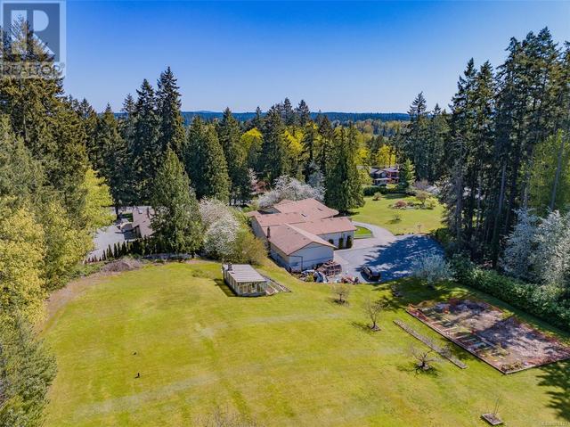 2369 South Wellington Rd, House detached with 3 bedrooms, 2 bathrooms and 6 parking in Nanaimo A BC | Image 30
