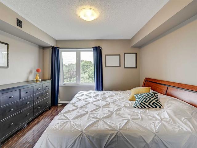 th 74 - 55 Turntable Cres, Townhouse with 3 bedrooms, 2 bathrooms and 1 parking in Toronto ON | Image 9