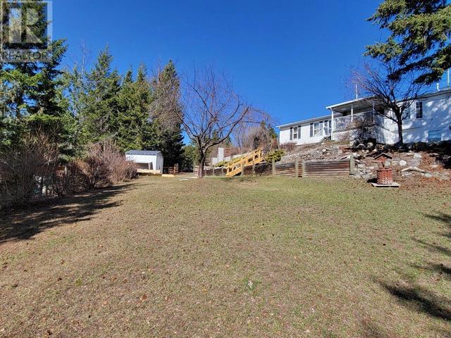 1995 - 168 Mile Rd, House other with 3 bedrooms, 3 bathrooms and null parking in Cariboo D BC | Image 4