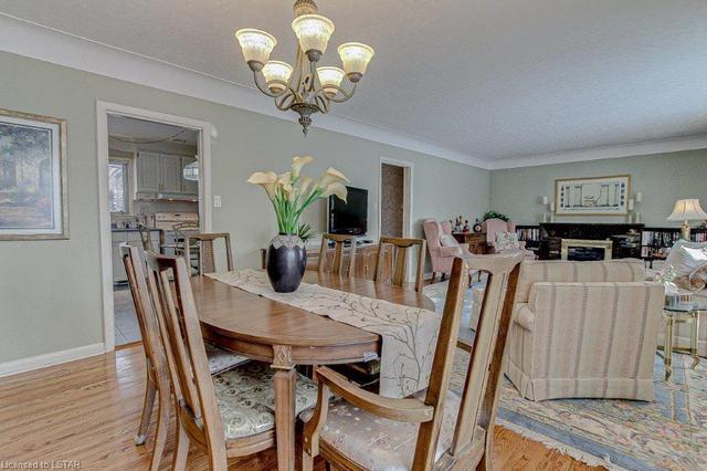 288 Sarnia Rd, House detached with 4 bedrooms, 2 bathrooms and null parking in London ON | Image 12