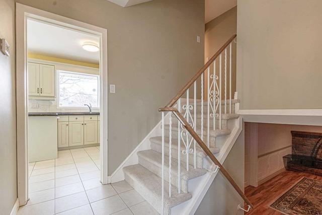 5191 Meadowhill Rd, House detached with 3 bedrooms, 2 bathrooms and 3 parking in Burlington ON | Image 10