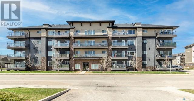 301 - 702 Hart Rd, Condo with 2 bedrooms, 1 bathrooms and null parking in Saskatoon SK | Image 1