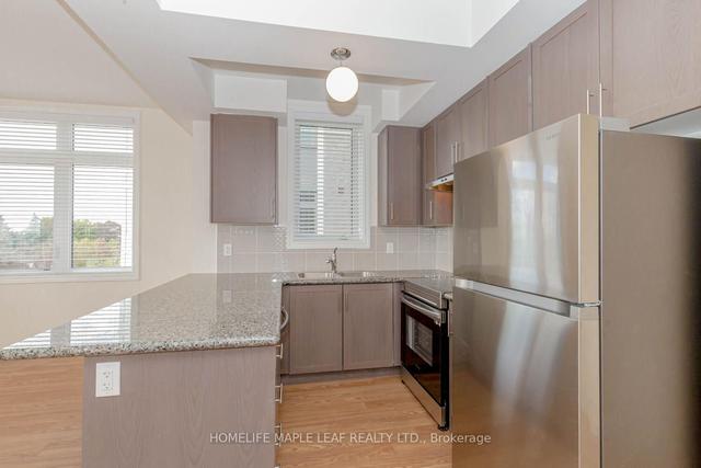 30 Halliford Pl, Townhouse with 2 bedrooms, 2 bathrooms and 2 parking in Brampton ON | Image 4