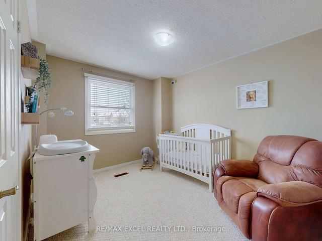 96 Chipmunk Cres, House detached with 3 bedrooms, 2 bathrooms and 3 parking in Brampton ON | Image 37