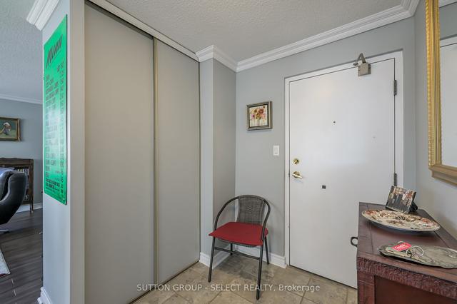 409 - 570 Proudfoot Lane, Condo with 2 bedrooms, 2 bathrooms and 1 parking in London ON | Image 2