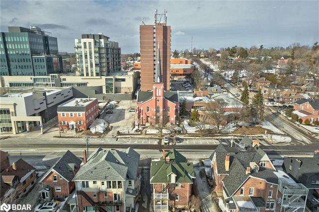 PH-1605 - 150 Dunlop St E, House attached with 2 bedrooms, 2 bathrooms and 1 parking in Barrie ON | Image 15