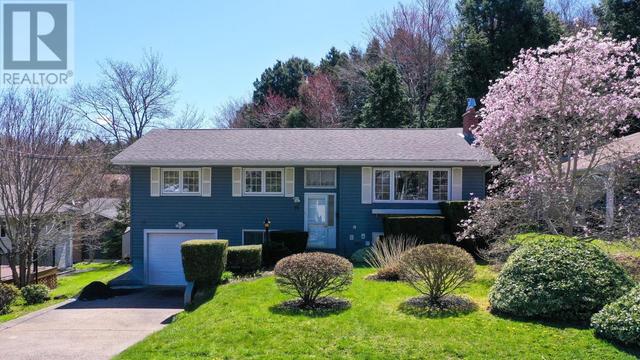 15 John Brenton Dr, House detached with 4 bedrooms, 2 bathrooms and null parking in Halifax NS | Image 2