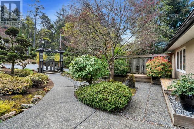 746 Sea Dr, House detached with 3 bedrooms, 2 bathrooms and 4 parking in Central Saanich BC | Image 52