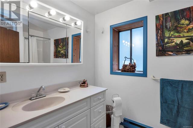 3pc bathroom in main home | Image 35