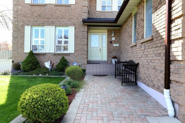2610 Privet Crt, House detached with 4 bedrooms, 4 bathrooms and 4 parking in Mississauga ON | Image 12