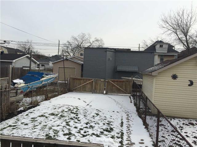 unit 1 - 176 Gage Ave N, House detached with 2 bedrooms, 1 bathrooms and 1 parking in Hamilton ON | Image 5