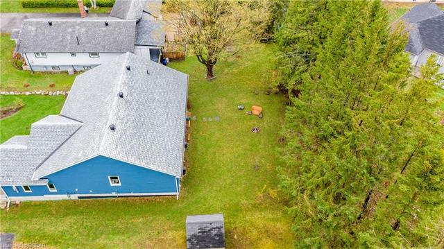 64 Broad St, House detached with 3 bedrooms, 2 bathrooms and 5 parking in Penetanguishene ON | Image 44