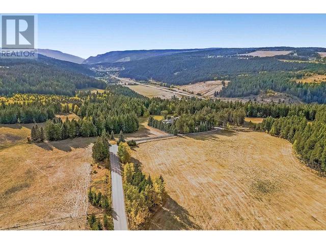 1675 Hilltop Rd, House detached with 5 bedrooms, 5 bathrooms and null parking in Cariboo D BC | Image 38