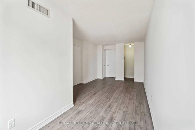 809 - 80 Alton Towers Circ, Condo with 2 bedrooms, 2 bathrooms and 1 parking in Toronto ON | Image 16