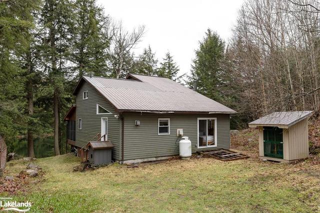 997g Island Lake Rd, House detached with 2 bedrooms, 1 bathrooms and 8 parking in Kearney ON | Image 35