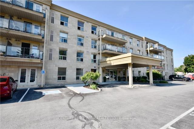 412 - 486 Laclie St, Condo with 2 bedrooms, 2 bathrooms and 1 parking in Orillia ON | Image 1