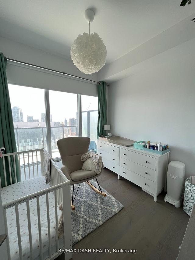 4007 - 488 University Ave, Condo with 2 bedrooms, 2 bathrooms and 1 parking in Toronto ON | Image 2
