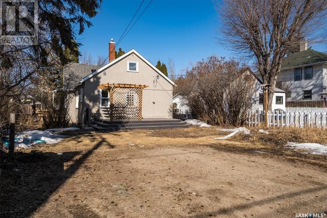 111 22nd Street E, House detached with 4 bedrooms, 1 bathrooms and null parking in Prince Albert SK | Image 33