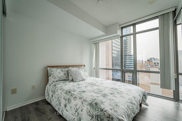 1707 - 38 Grenville St, Condo with 2 bedrooms, 2 bathrooms and 1 parking in Toronto ON | Image 10