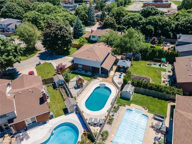 4 Peter May Court, House detached with 4 bedrooms, 2 bathrooms and 8 parking in St. Catharines ON | Image 50