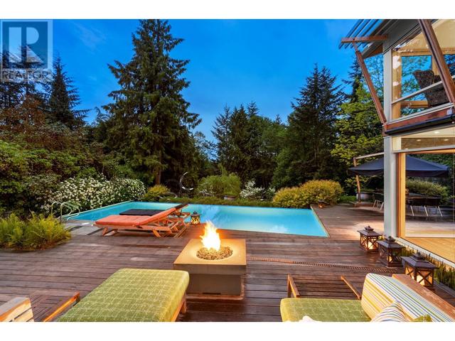 4229 Sunset Boulevard, House other with 3 bedrooms, 3 bathrooms and 3 parking in North Vancouver BC | Image 7