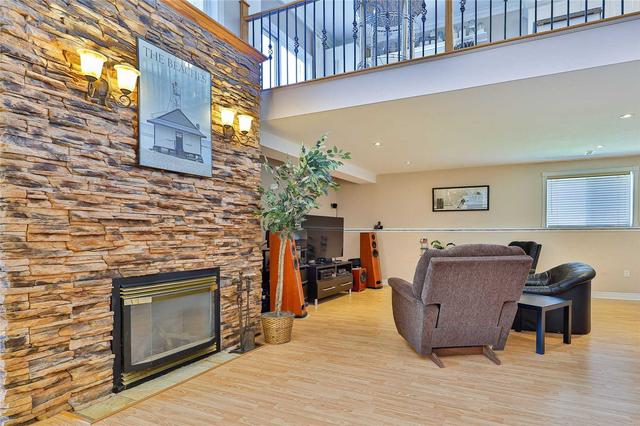 18 Todd Dr, House detached with 2 bedrooms, 3 bathrooms and 4 parking in Barrie ON | Image 10